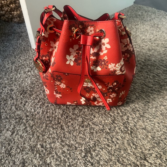 Floral Red Bucket Bag - Picture 1 of 10